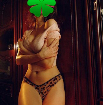 Моя страсть к жизни и желание всегда удовлетворить моих клиентов делают меня непревзойденной в своей профессии. Я специализируюсь на интимных услугах, которые позволят тебе испытать невероятное блаженство и наслаждение. У меня есть невероятные отзывы от моих клиентов, которые подтверждают мою незабываемую натуру и талант в удовлетворении. Приходи ко мне и я обещаю, что ты останешься довольным и приятно удивлен. Я нахожусь в Москве, городе возможностей и свободы, где ты можешь испытать все, чего ты давно желал. Посмотри мои фото, и ты поймешь, насколько я заинтригованная 🌟💋🔥. 5159, 27 лет