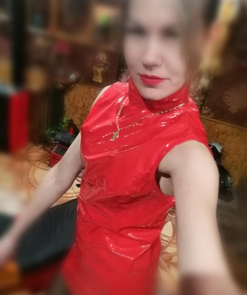 Я предлагаю широкий спектр услуг, которые позволят тебе насладиться моей компанией в самой романтической обстановке. От классического массажа до экспериментов в сексуальной сфере - всегда рада удовлетворить любые твои фантазии. Мои клиенты отмечают мое профессионализм и неповторимые навыки, и я уверена, что тебе понравится каждая минута проведенная со мной. У меня есть отличные отзывы, подтверждающие мое качество работы. Фото, которые ты видишь, полностью соответствуют действительности. Я живу в Москве и готова встретиться с тобой в любое удобное для тебя время. Со мной ты получишь незабываемый опыт, который заставит тебя возвращаться ко мне снова и снова. 💕😘🌹 9104, 35 лет